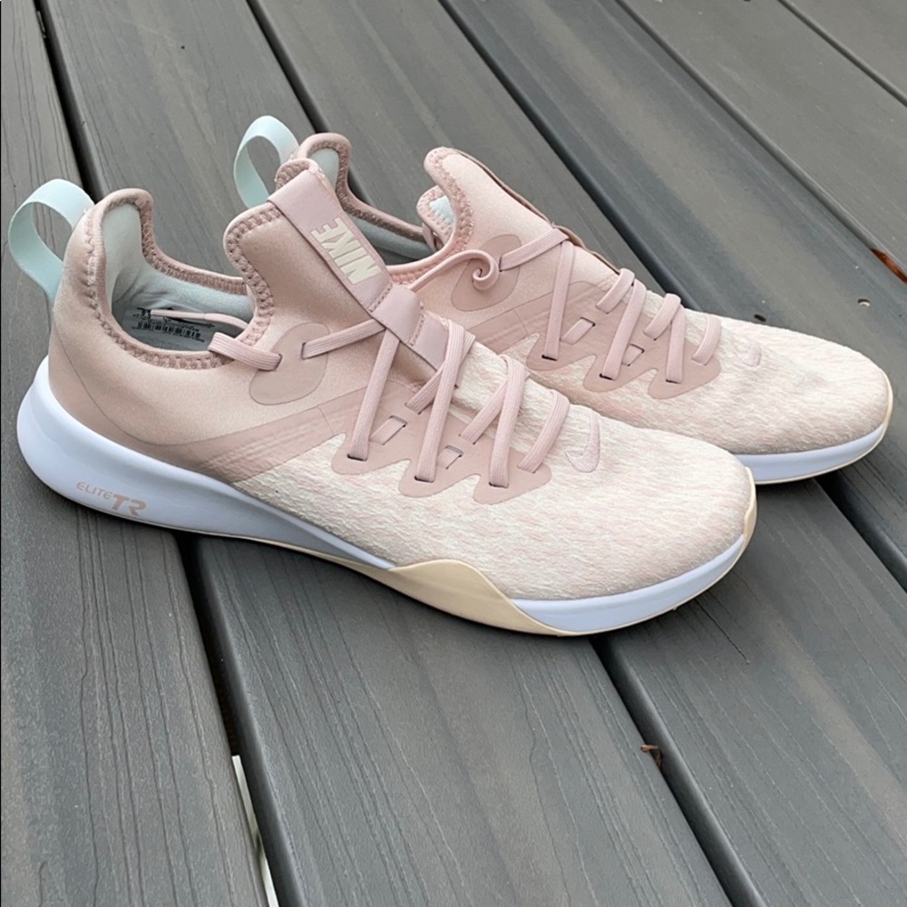 NWOT Nike training shoes